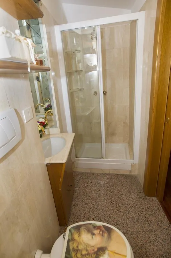 Guest house Domus Pellegrino 166 Hotel Rome