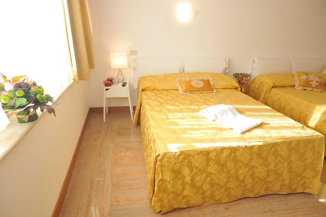 Guest house Domus Pellegrino 166 Hotel Rome