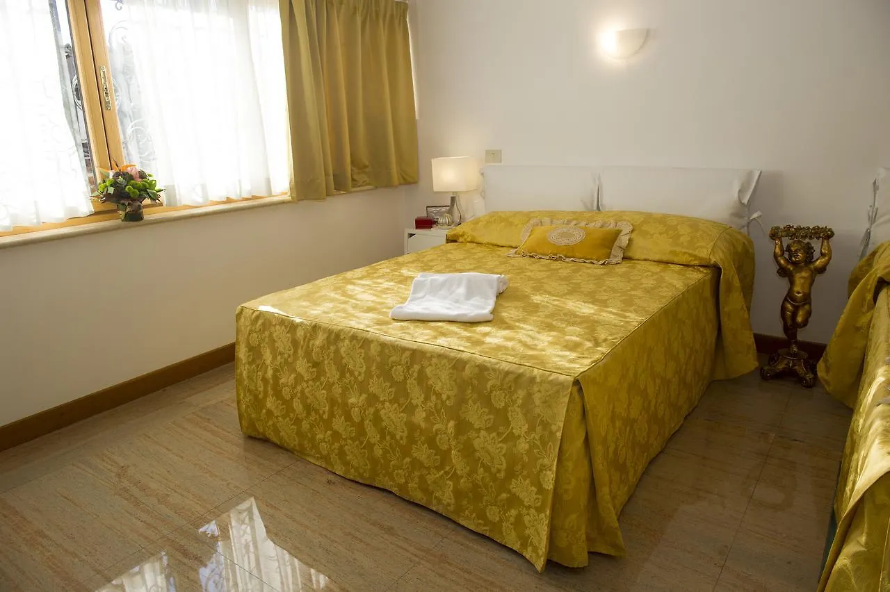Domus Pellegrino 166 Hotel Rome