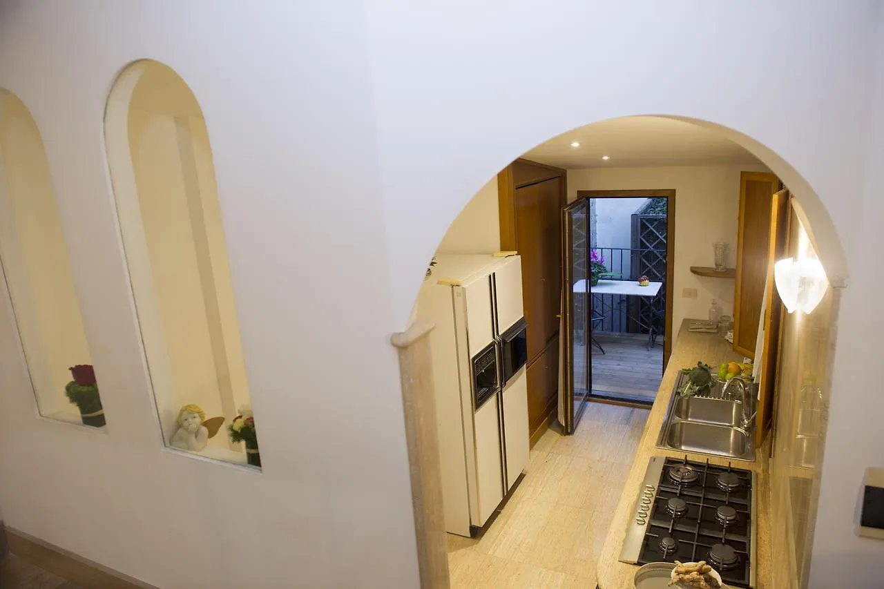 Domus Pellegrino 166 Hotel Rome