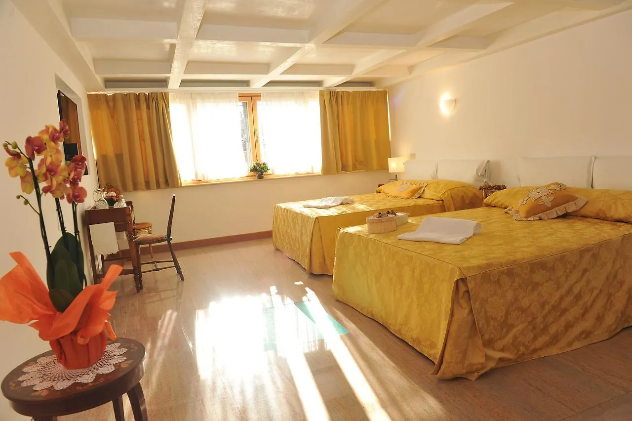 Guest house Domus Pellegrino 166 Hotel Rome