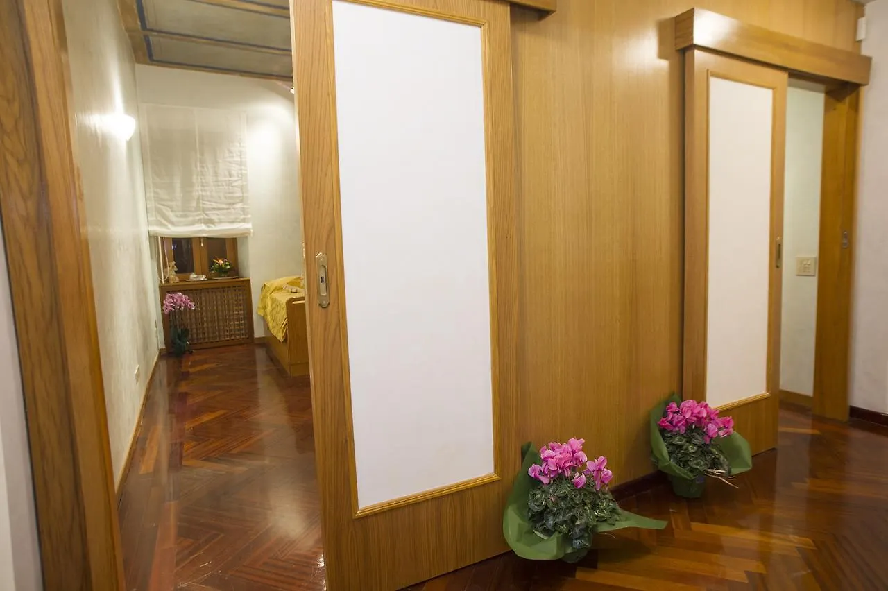 Domus Pellegrino 166 Hotel Rome